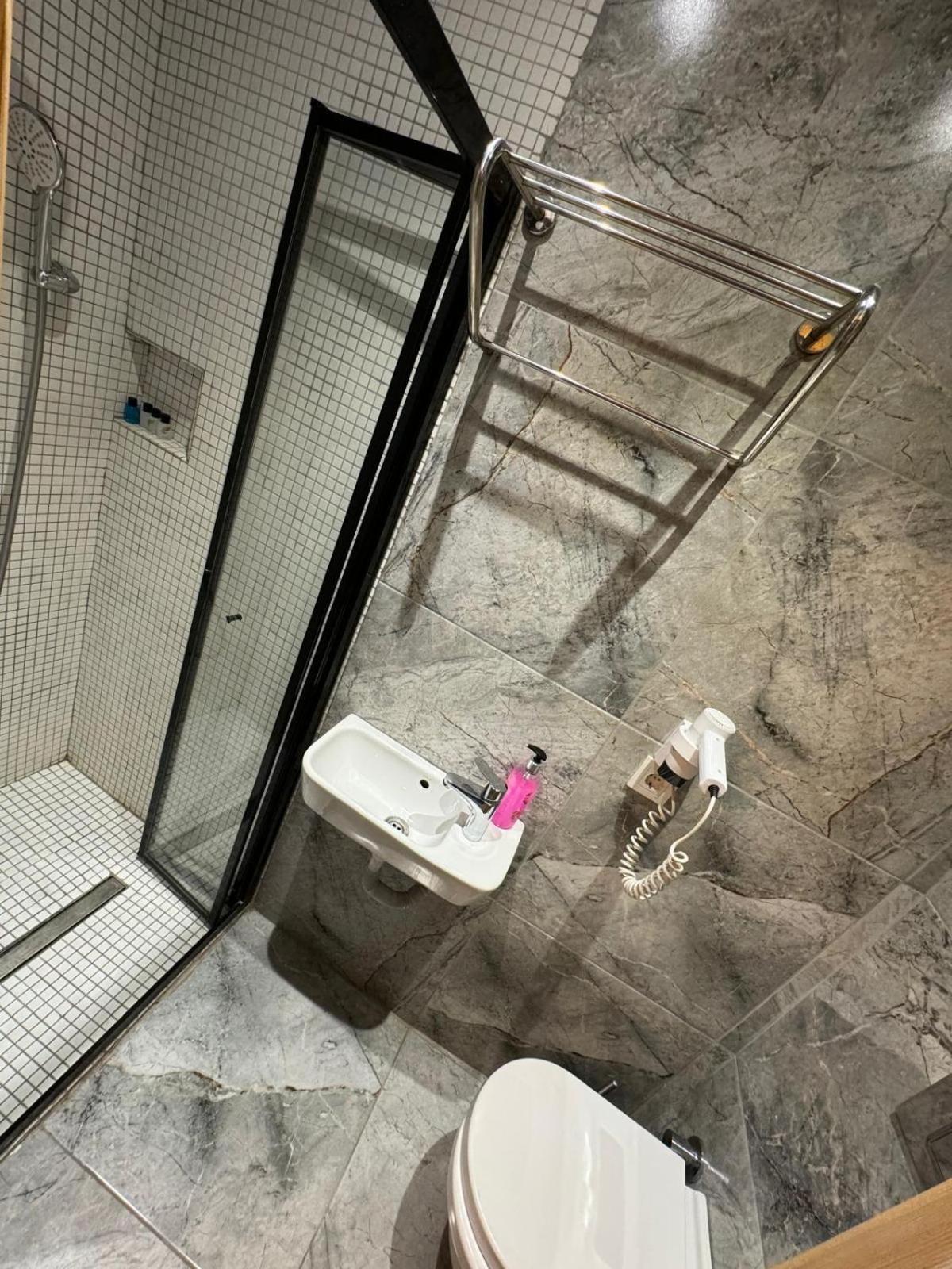 Berfinn Hotel Besiktas Istanbul Exteriör bild